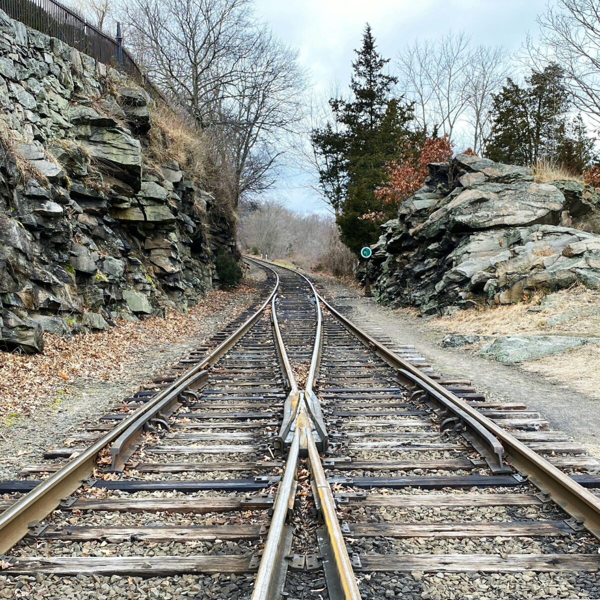 Lance grandahl n Sh LC Wrux Q unsplash